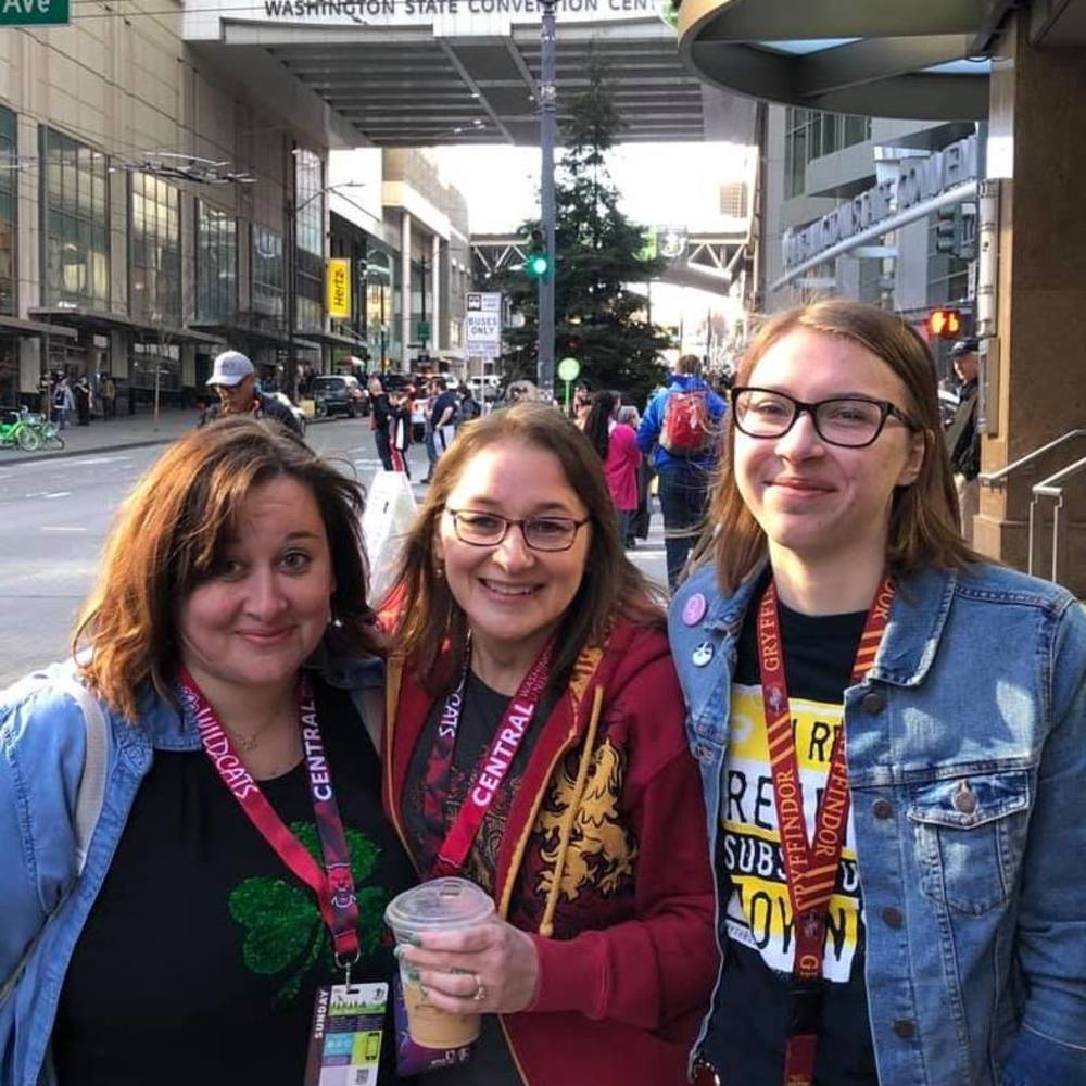 Meet your Posher, Dawn